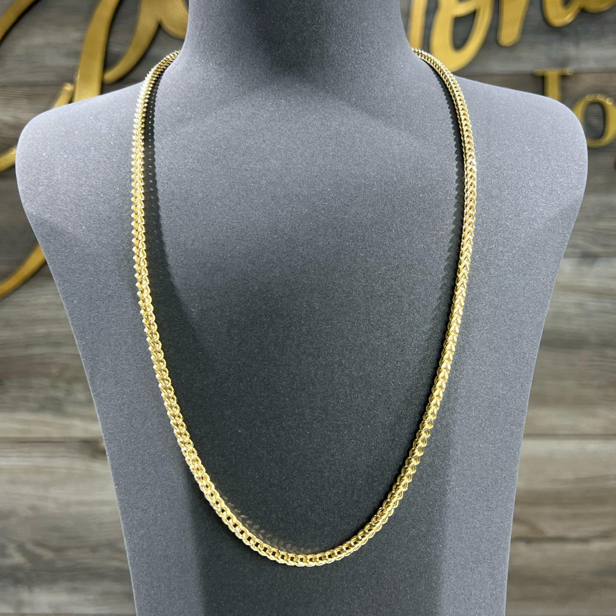 Collar ”Modelo Franco”