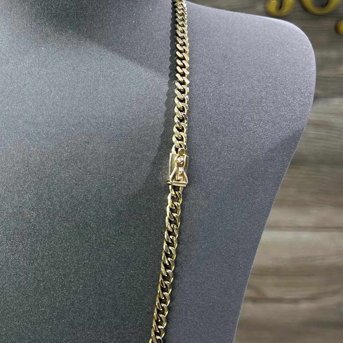 Collar ”Grumett Masisa Italiana”