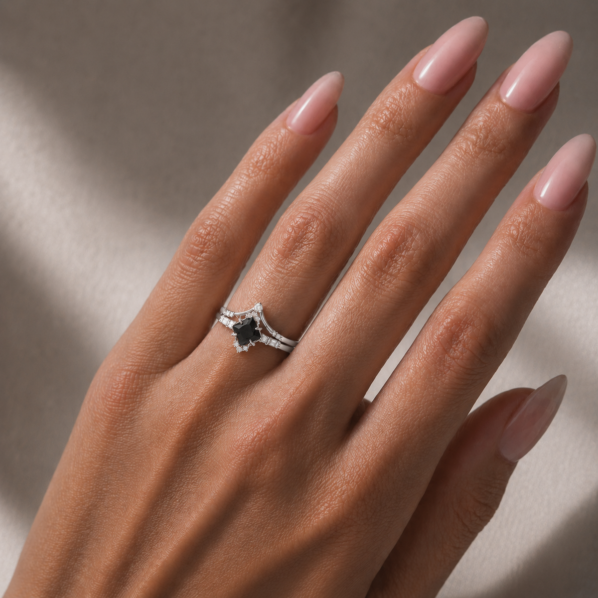 Anillo de Compromiso "Eclipse Noir"