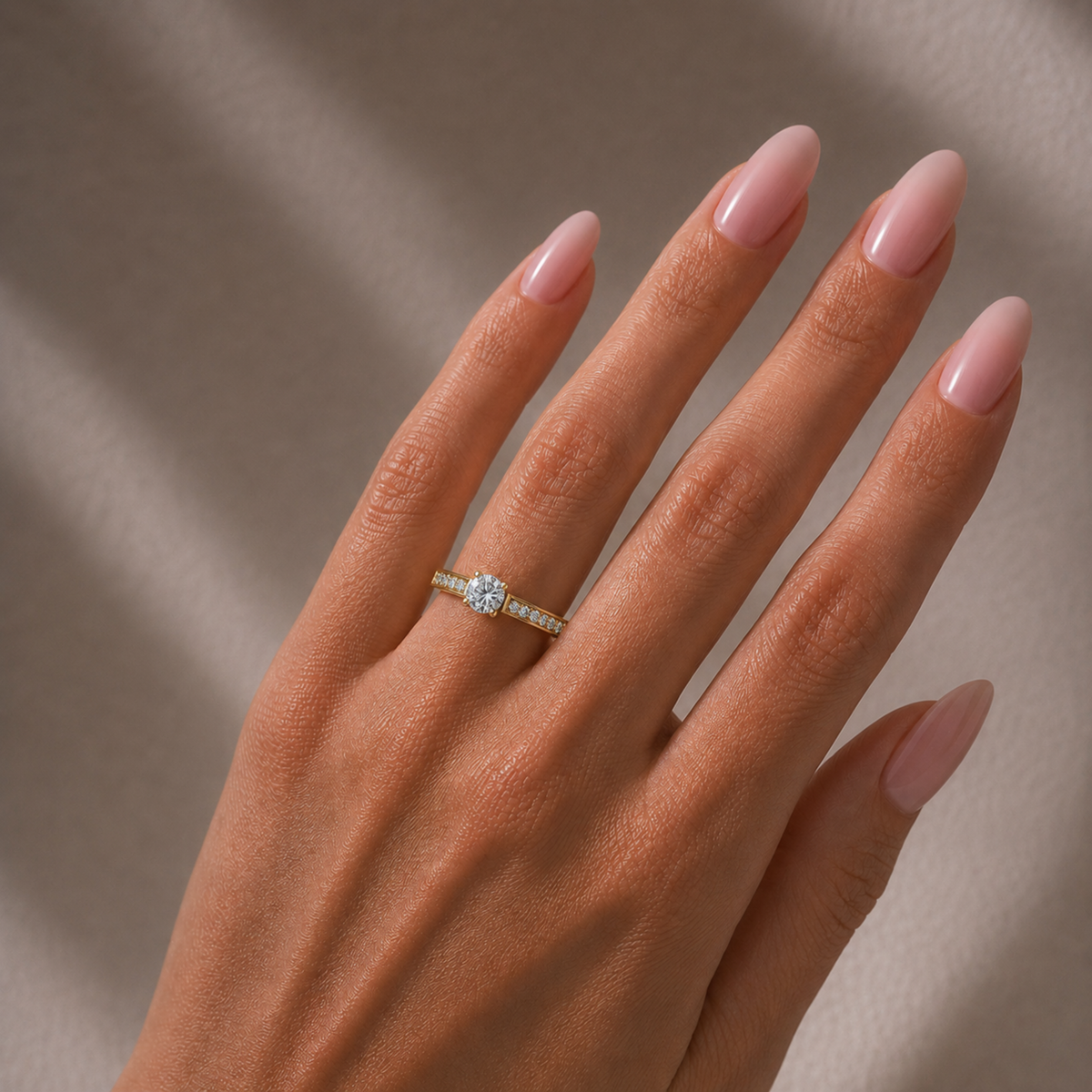 Anillo de Compromiso Modelo Niza Oro 18K