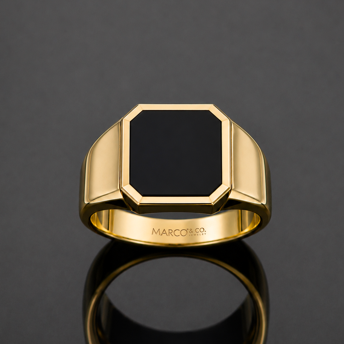 Anillo Sello Modelo Fiore Oro 18K