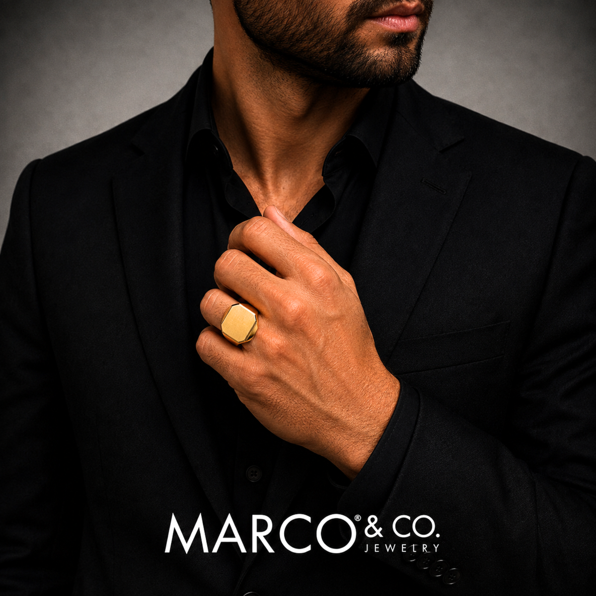 Anillo Sello Macizo Modelo Moretti Oro 18K