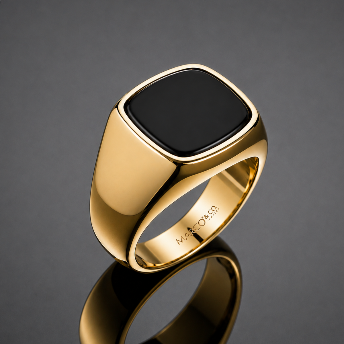 Anillo Sello Onix Modelo Toscano Oro 18K